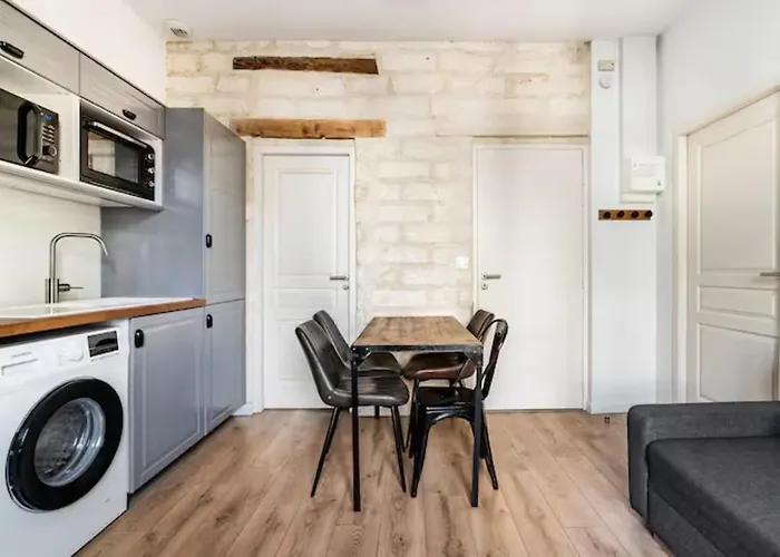 Comedie St-roch - T2 - Hypercentre Gare - Clim & Netflix * Montpellier