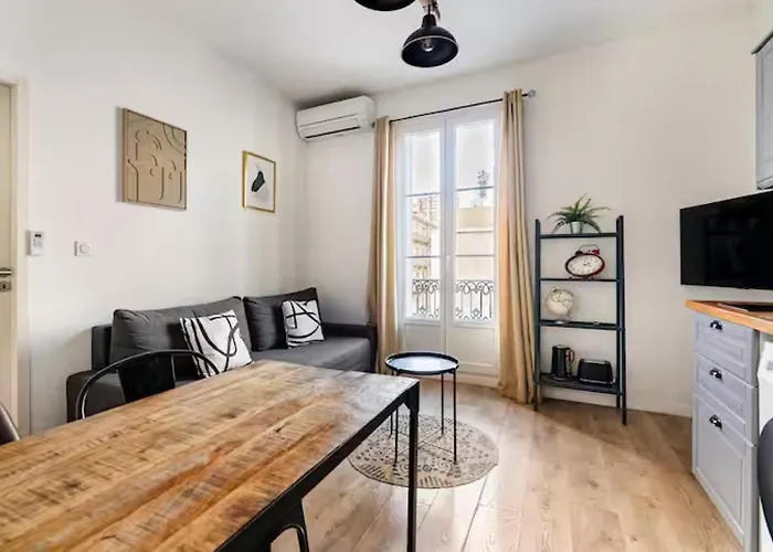 Apartment Comedie St-roch - T2 - Hypercentre Gare - Clim & Netflix *